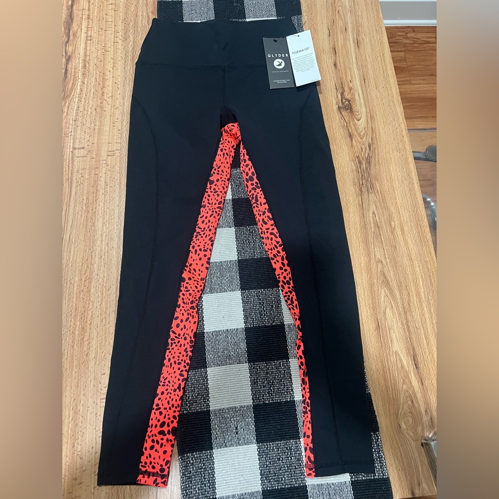 *NWT* Glyder Inside Out Leggings Black Hot Coral Leopard